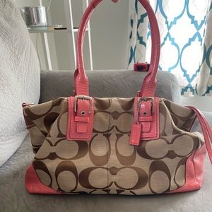 Coach bag! Tan/brown/salmon